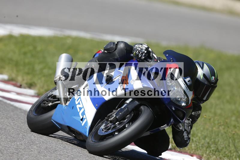 /Archiv-2025/48 25.08.2025 Cornu Master School ADR/blau-bleu/0-2